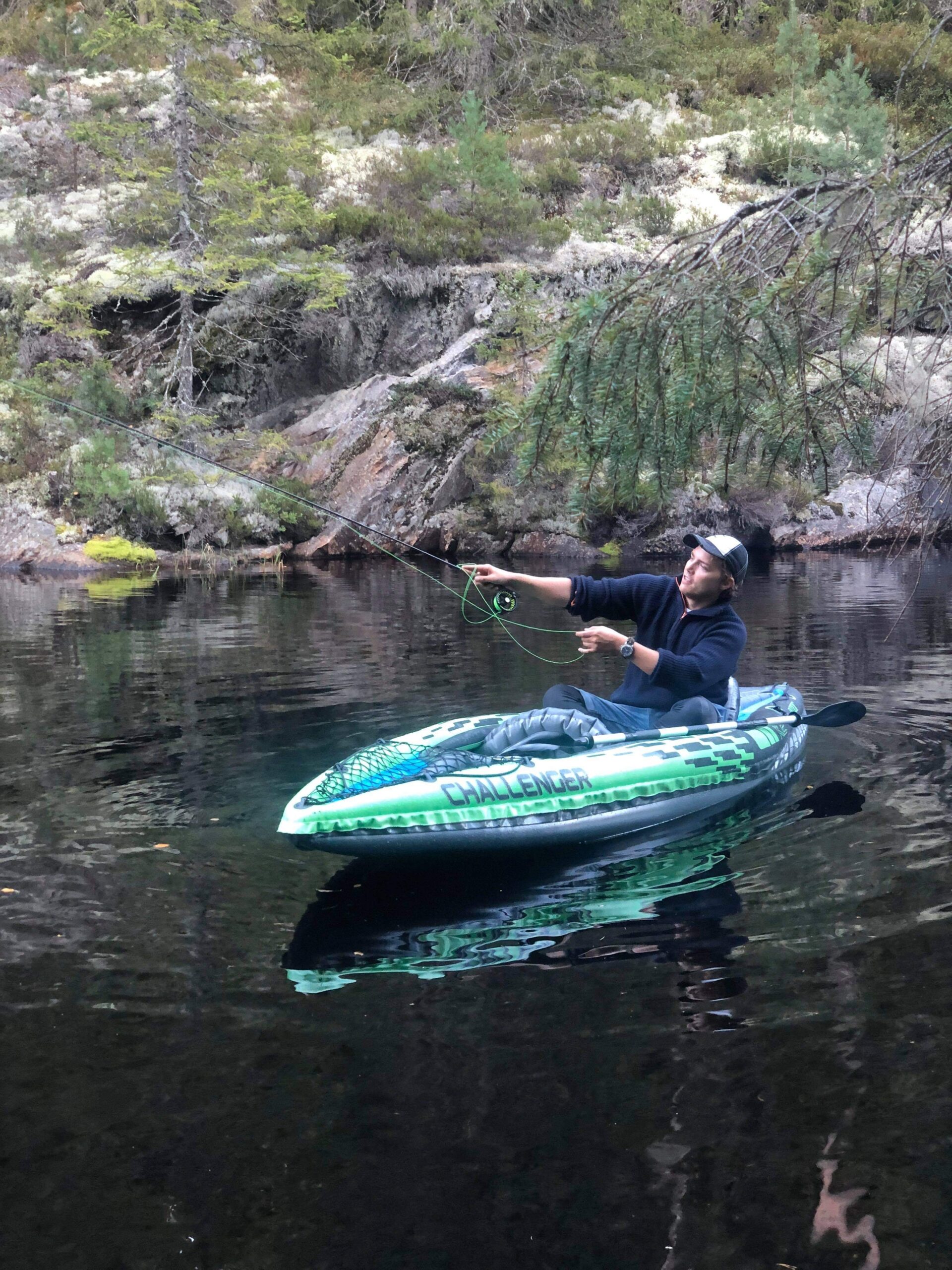 Guidet fisketur med tørrflue
